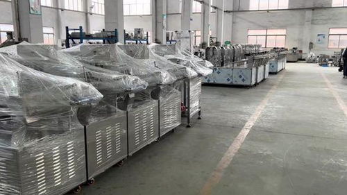 實力鑄就輝煌 男兒行四方，何懼世俗滄桑